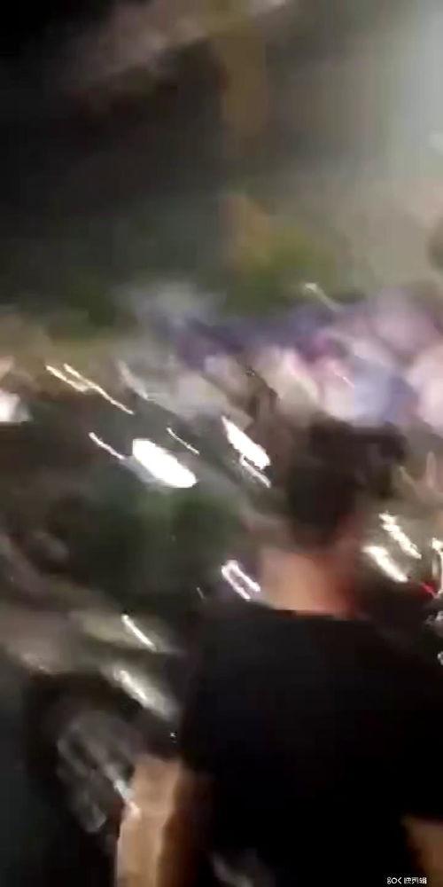 爆笑查车吃瓜群众,吃瓜群众笑翻天！